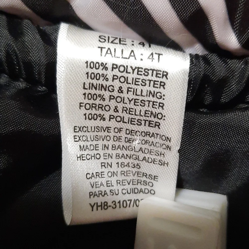 Bundle of Girl's Clothes - Picture 9 of 13